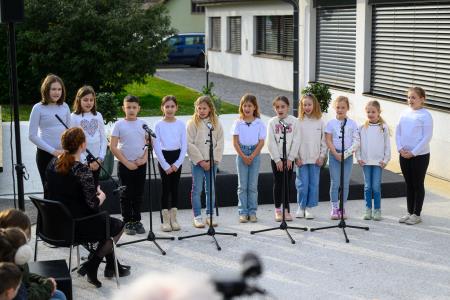 Otvoritev v Mirni Peci (24)